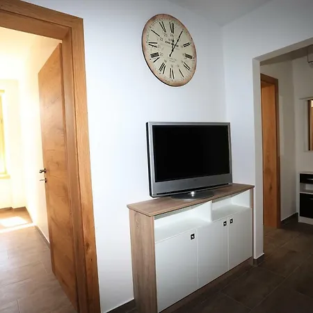 Apartment Roma *
