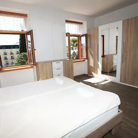 Apartment Roma *